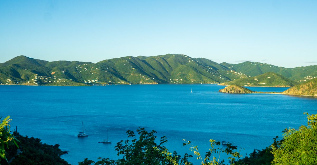 eSIM na Brytyjskie Wyspy Dziewicze: internet na Tortoli, Virgin Gorda i dalej
