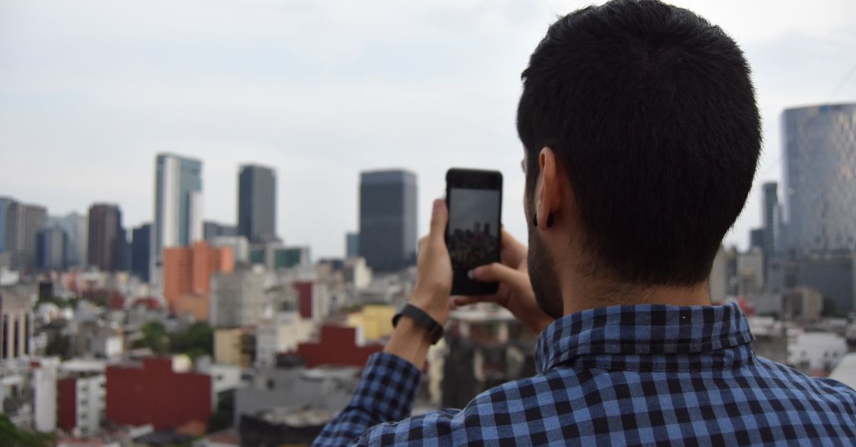Buy an eSIM with BNB: Pay with BNB, USDT, USDC or ETH on BSC