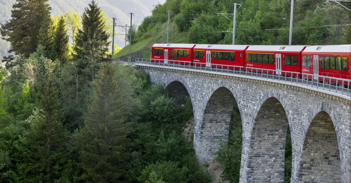 eSIM for Travellers from Switzerland: Mobile Data in Europe and Beyond