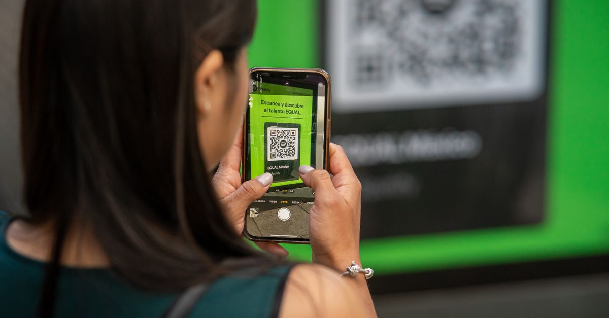 eSIM QR Code: How to Scan, Install and Keep It Safe