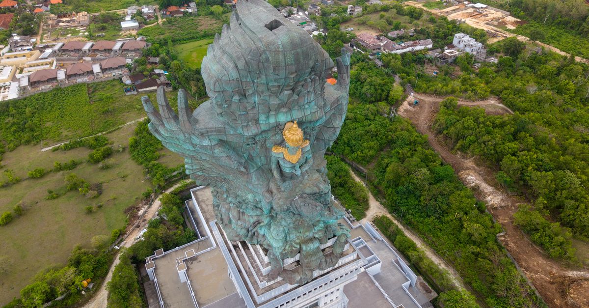 Šta videti i raditi u Indoneziji