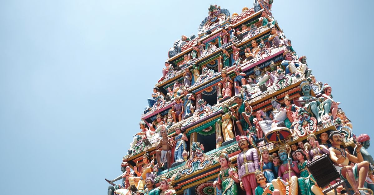 Culture, Customs and Etiquette in Singapore: A Traveller's Guide