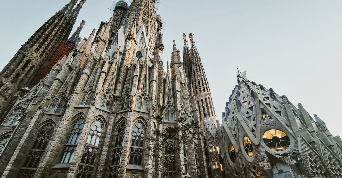 Top Things to Do and See in Spain