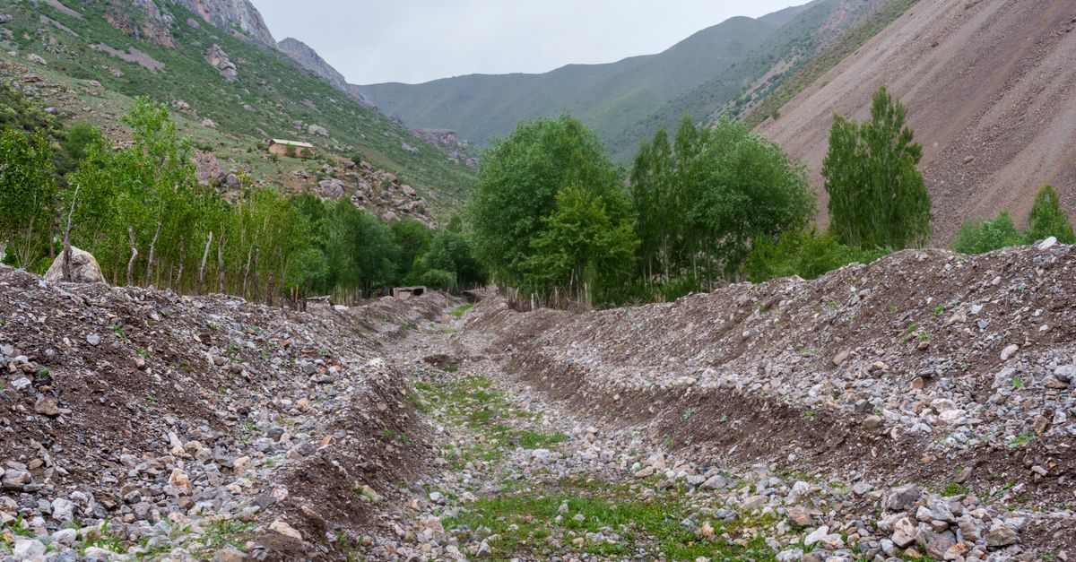 eSIM voor Tadzjikistan: mobiele data in Doesjanbe en op de Pamir Highway